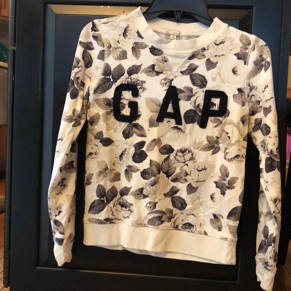 Gap Floral Sweatshirt w/ Logo